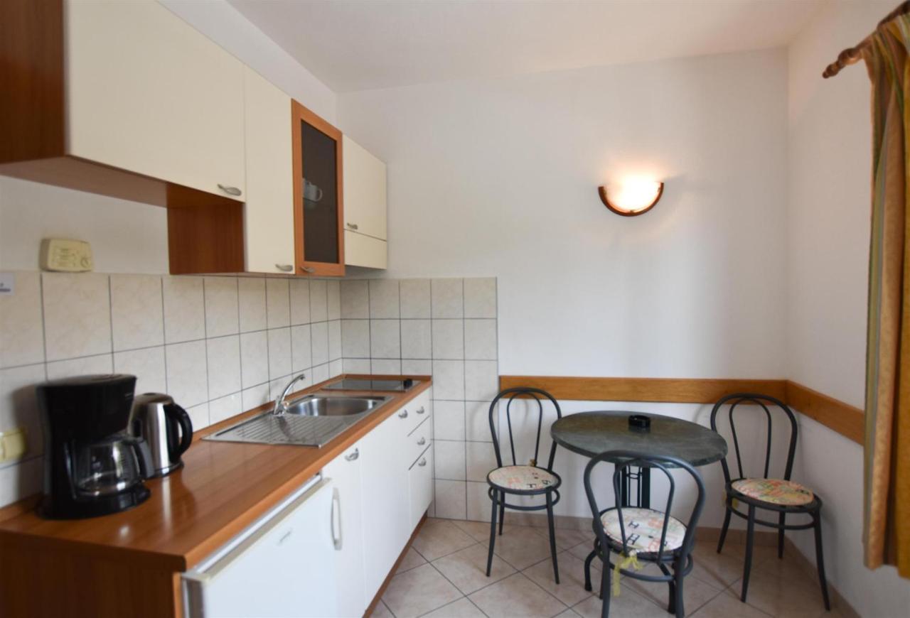 Apartments Karmen Primošten Zewnętrze zdjęcie