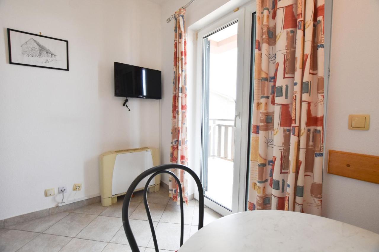 Apartments Karmen Primošten Zewnętrze zdjęcie